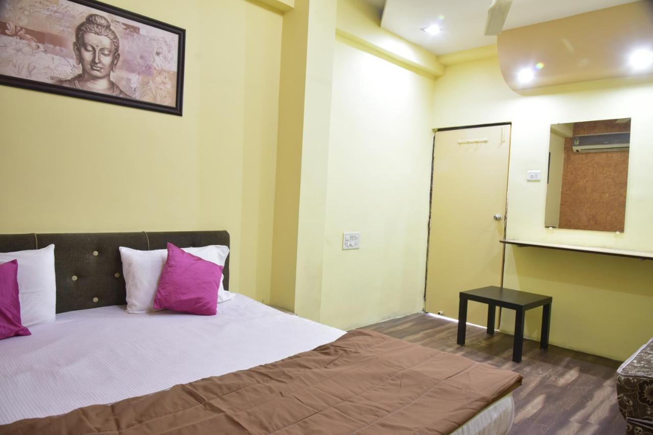 Hotel Drishti Inn Khapri ภายนอก รูปภาพ