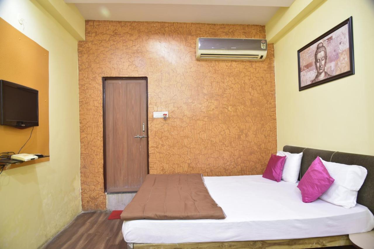 Hotel Drishti Inn Khapri ภายนอก รูปภาพ