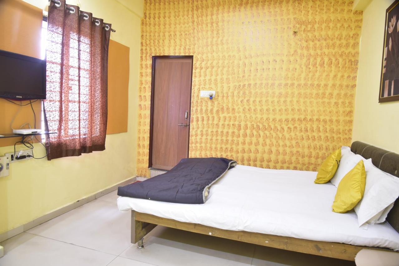 Hotel Drishti Inn Khapri ภายนอก รูปภาพ